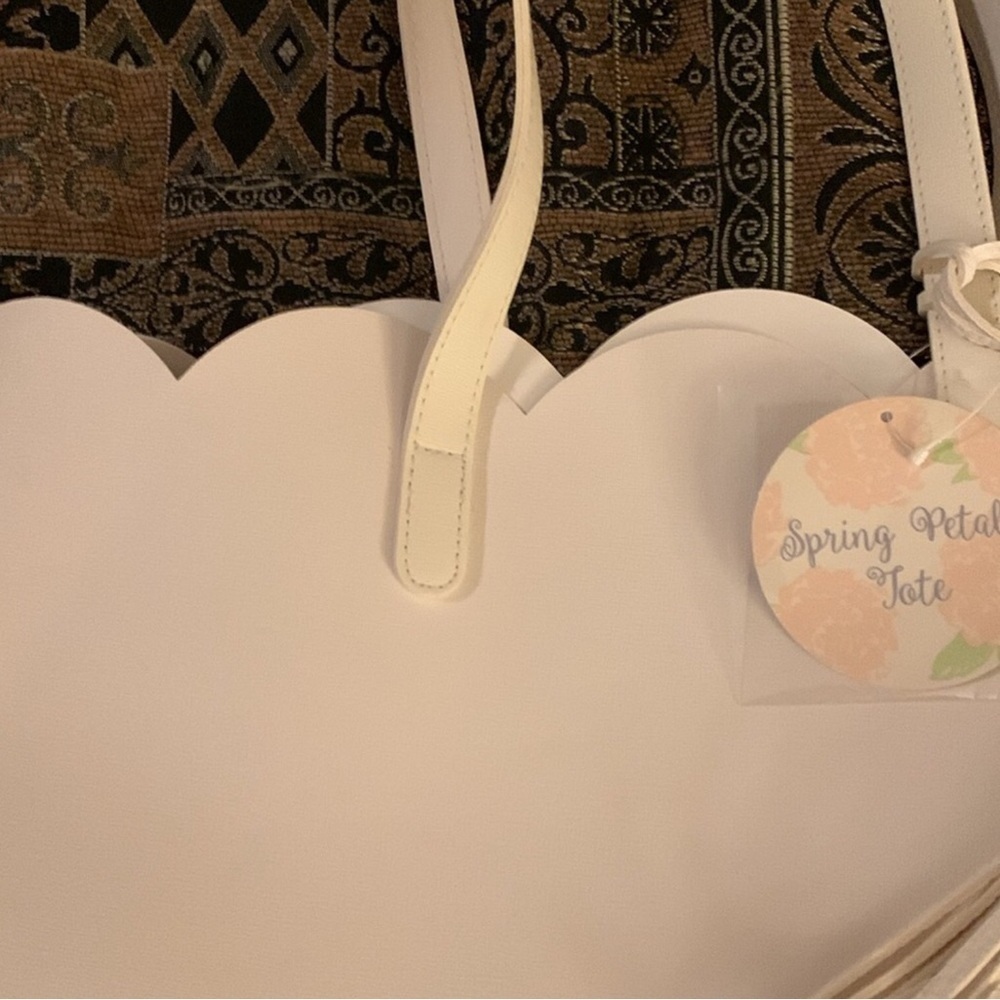 Arcadia Beauty Labs Spring Petal Tote Elegant White Bag 314968 NWT - Picture 4 of 10